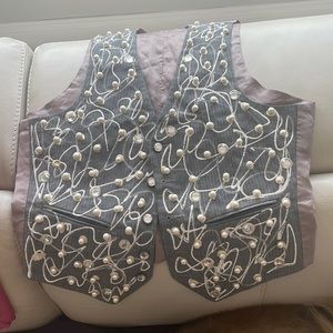 Pearl vest